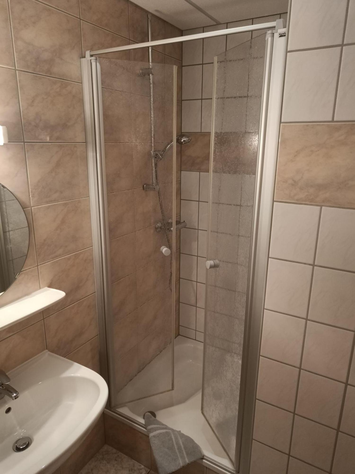 Zur Edlen Krone Neuhausen  Bagian luar foto