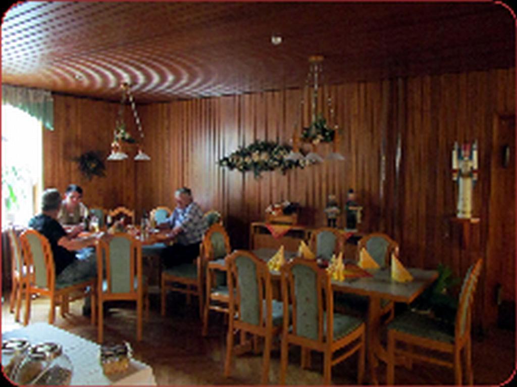 Zur Edlen Krone Neuhausen  Bagian luar foto